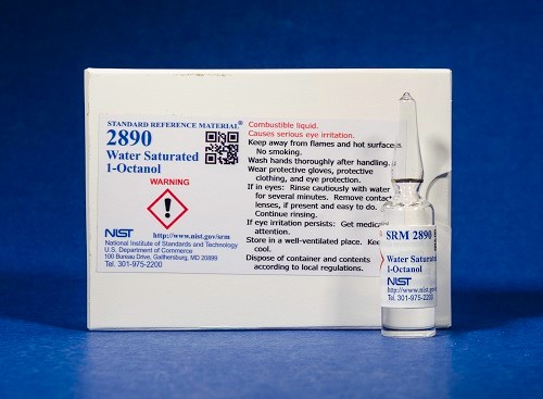 SRM 2860  聚氯乙烯中的鄰苯二甲酸酯標準品