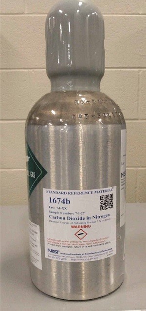 SRM 1674b 氮中二氧化碳(公稱量-物質(zhì)分?jǐn)?shù)為7%mol/mol)